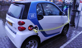 Elektromobiliai prievartos būdu neatvažiuos