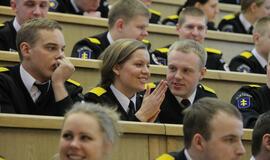 Diplomų įteikimas Lietuvos policijos mokyklos absolventams