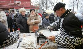 Stintų kvapas į Palangą sutraukė minias