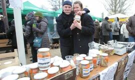 Stintų kvapas į Palangą sutraukė minias