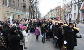 Klaipėdos krikščionys pakartojo Jėzaus kryžiaus kelią