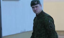 Kariai tobulina šaudymo įgūdžius