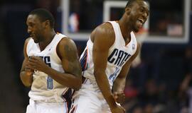 "Raptors" su Jonu Valančiūnu pralaimėjo absoliučiai NBA lygos autsaiderei "Bobcats" ekipai