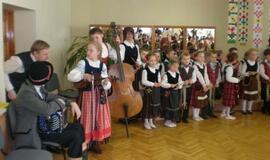 Klaipėdos darželinukai kovo 11-ąją pasitinka tarmiškai