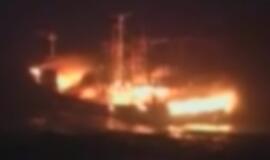 Prie Pietų Korėjos krantų užsiliepsnojus laivui, žuvo devyni žvejai