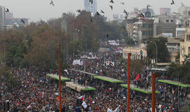 Čilėje - masinis studentų protestas dėl švietimo reformų