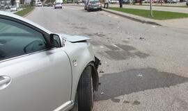 Avarijos kaltininkas pildė dvi eismo įvykių deklaracijas