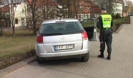 Apalpęs vairuotojas sudaužė tris automobilius