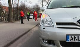 Apalpęs vairuotojas sudaužė tris automobilius