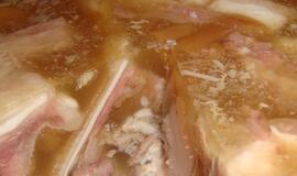 Senjorės namuose vagis sudomino indas su šaltiena