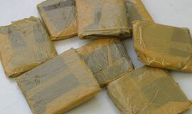 Muitininkai sulaikė rekordinę hašišo siuntą