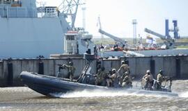 Karinės pratybos "Liepsnojantis kardas"