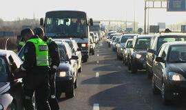 Rytą policija tikrino vairuotojų blaivumą