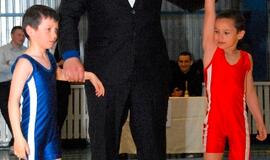 Tradiciniame imtynių turnyre dominavo klaipėdiečiai