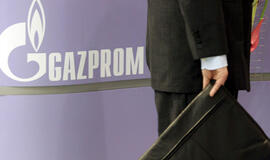 Premijos "Gazprom" darbuotojams siekė 1 mlrd. dolerių