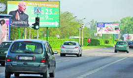 Reklamos statytojai ignoruoja policiją
