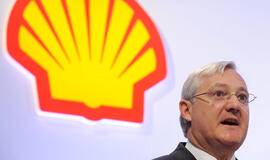 "Shell" vadovas anksti išeis į pensiją