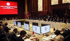 Azijos šalys ragina Šiaurės Korėją atsisakyti branduolinių ginklų