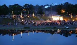 Joninių šventė prie Jono kalno