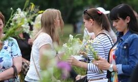 Joninių šventė prie Jono kalno