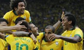 Japonai apmaudžiai pralaimėjo italams, kurie kartu su Brazilijos rinktine žengia į pusfinalį