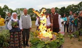 Joninių šventė prie Jono kalno