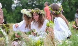 Joninių šventė prie Jono kalno