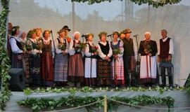 Joninių šventė prie Jono kalno