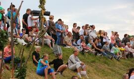 Joninių šventė prie Jono kalno