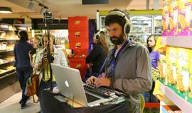 Šokiai prekybos centre