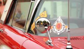 Klaipėdoje - senovinių automobilių žygio startas