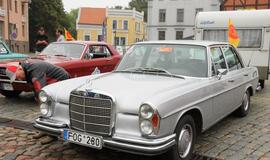 Klaipėdoje - senovinių automobilių žygio startas