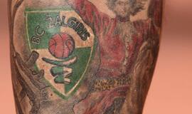 Broliai Maciai. Tatuiruotės