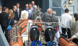 Jūros šventė 2013. Vainikų nuleidimas jūroje