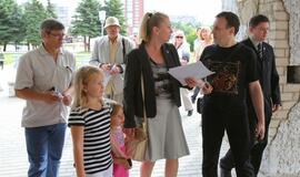 Tėvai protestavo dėl padidintų vaikų baseino kainų