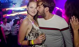 SEL koncerto "afterparty" - maudynės šampane