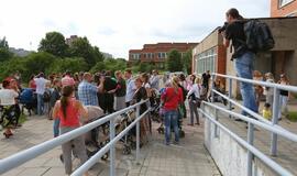 Tėvai protestavo dėl padidintų vaikų baseino kainų