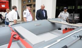 Ugniagesiai pristatė naują techniką