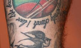 Broliai Maciai. Tatuiruotės