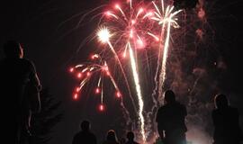 Šeštadienio šventę vainikavo fejerverkai