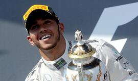 Vengrijos "Grand Prix" lenktynes laimėjo Luisas Hamiltonas