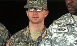 "WikiLeaks" informatorius atsiprašė JAV už padarytą žalą