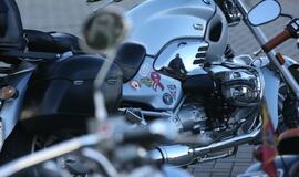 Baikeriai nustebino neįgalų draugą