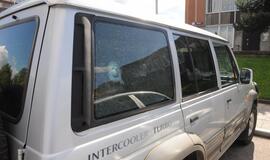 Sprogmuo apgadino pro šalį važiavusį automobilį