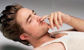 Robertas Patinsonas nešykšti tik lėktuvui