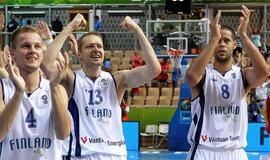 Rusijos krepšininkai po dviejų pratęsimų nusileido suomiams