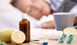 Vaistininkai: dauguma gyventojų neskiria peršalimo nuo gripo