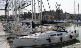 Jachtą su žmonėmis plukdė girtas laivavedys