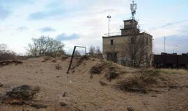 Baltijos jūra graužia Melnragės krantus