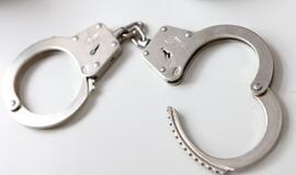 Šilutės rajone sulaikyti Vėlinių naktį vyrą apiplėšę penki jaunuoliai